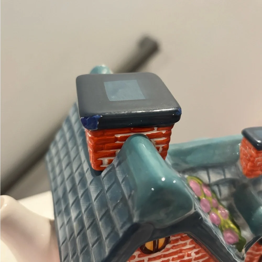 Charming Cottage Teapot Thomas Kinkade - Picture 6 of 7